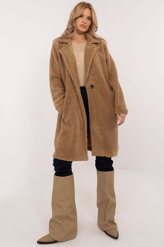 Elegant winter Coat model 203739, perfect for casual styling and colder days, featuring a sleek, classic cut.